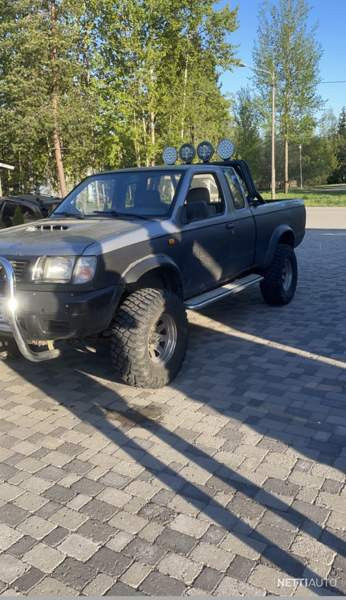 Nissan King Cab Hämeenlinna - valokuva 4