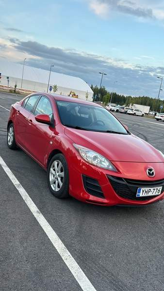 Mazda 3 Kerava - valokuva 1