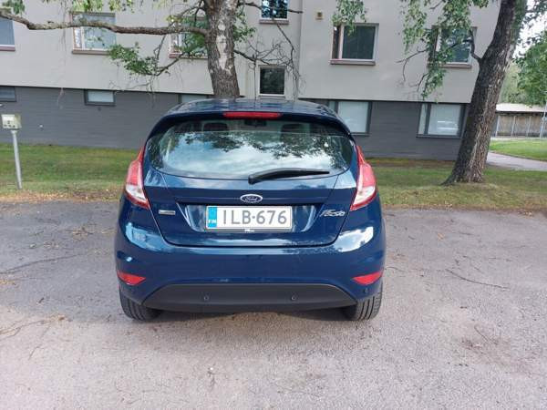Ford Fiesta Espoo - valokuva 8