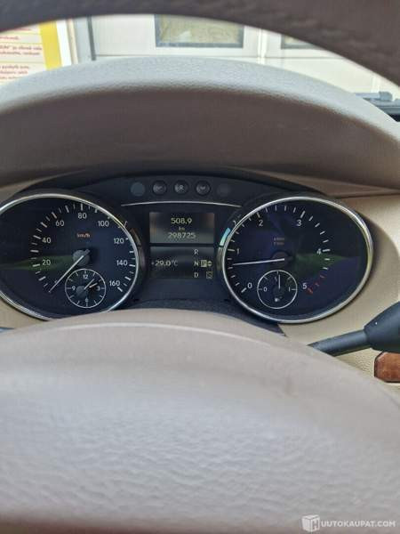 Mercedes-Benz R Vantaa - valokuva 8