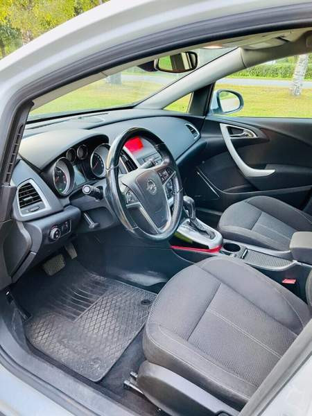 Opel Astra Rauma - valokuva 8