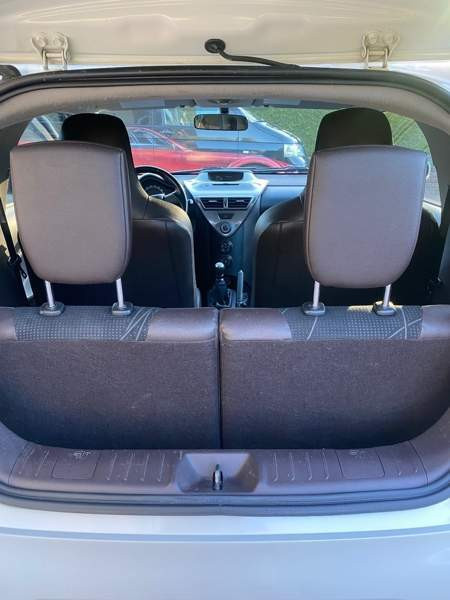 Toyota Iq Ugleural'skiy - valokuva 7