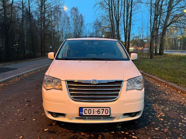 Chrysler Grand Voyager Вантаа - изображение 1