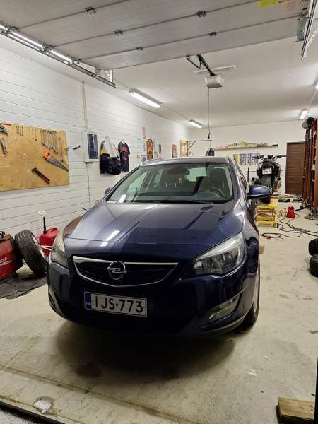 Opel Astra Mikkeli - valokuva 1