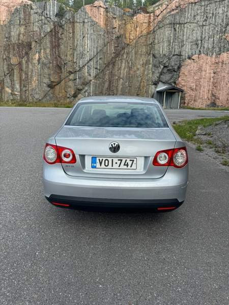 Volkswagen Jetta Turtkul - valokuva 5