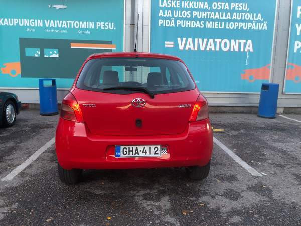 Toyota Yaris Helsinki - valokuva 6