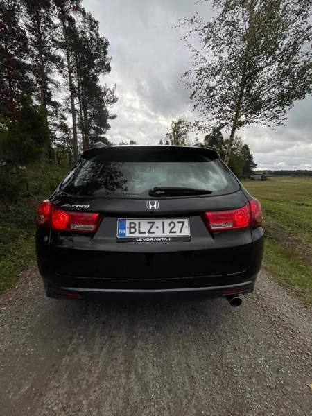 Honda Accord Раума - изображение 4