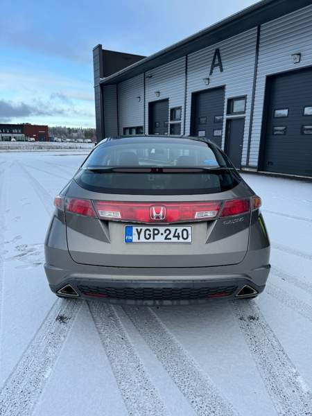Honda Civic Joensuu - valokuva 6