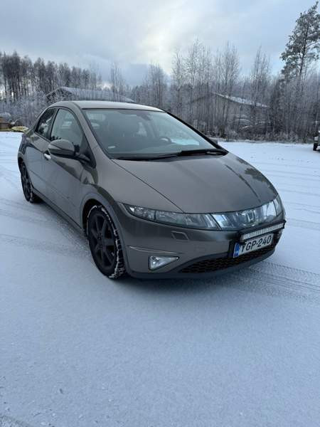 Honda Civic Joensuu - valokuva 1