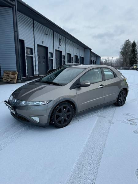 Honda Civic Joensuu - valokuva 3