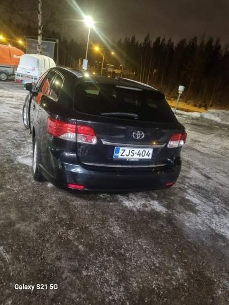 Toyota Avensis Vantaa - valokuva 7
