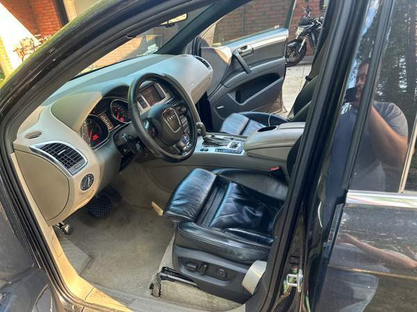 Audi Q7 Jyväskylä - valokuva 3