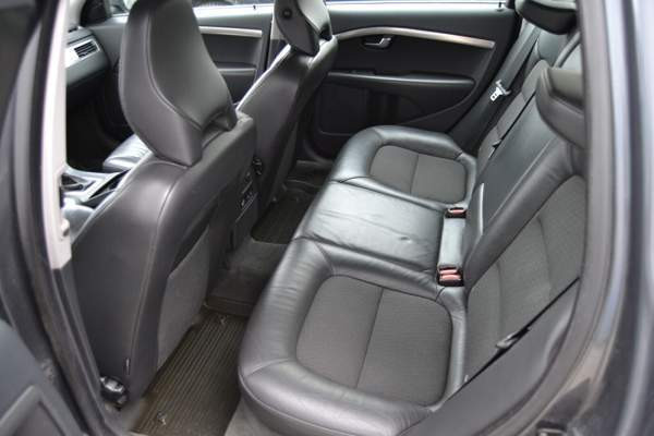 Volvo V70 Tampere - valokuva 6