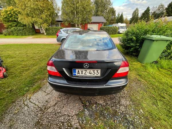 Mercedes-Benz CLK Каяни - изображение 6