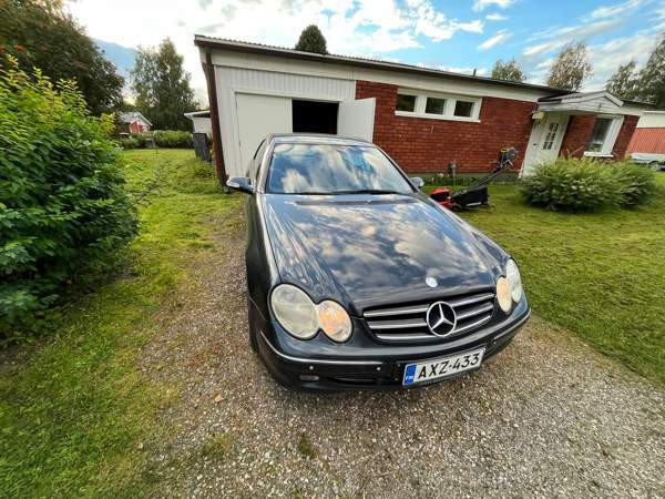 Mercedes-Benz CLK Каяни - изображение 1