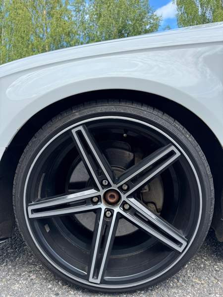 Audi A4 Йоэнсуу - изображение 8