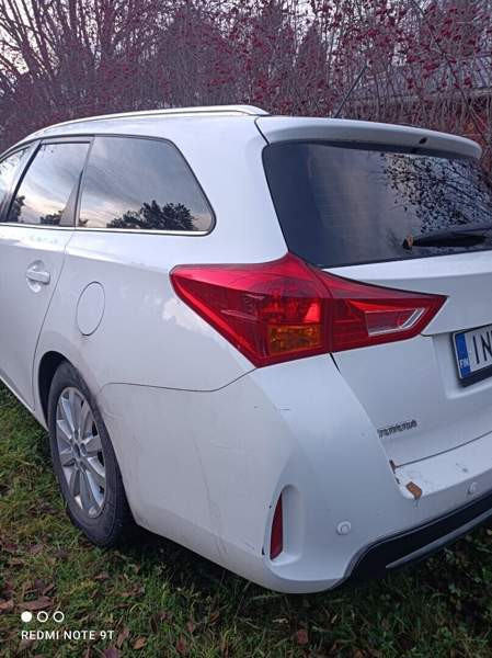 Toyota Auris Haukipudas - valokuva 4