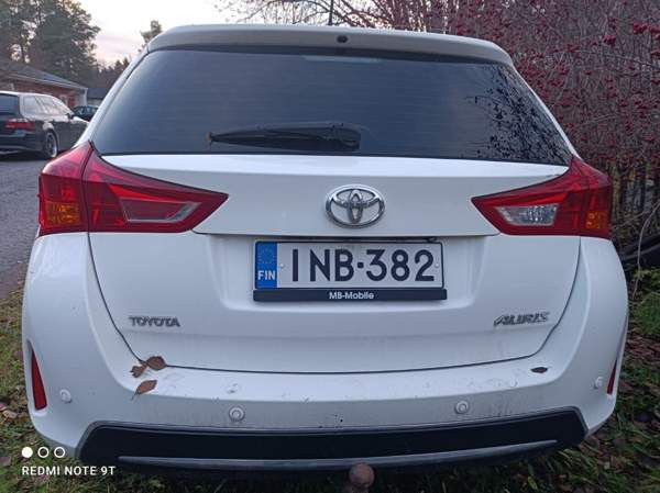 Toyota Auris Haukipudas - valokuva 5