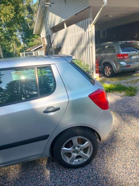 Skoda Fabia Juuka - valokuva 2