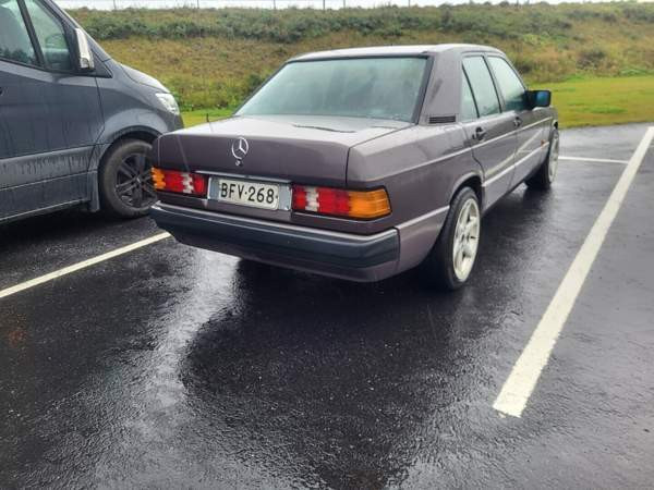 Mercedes-Benz 190 Миккели - изображение 2