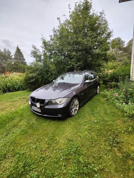 BMW 325 Sodankylä - valokuva 2