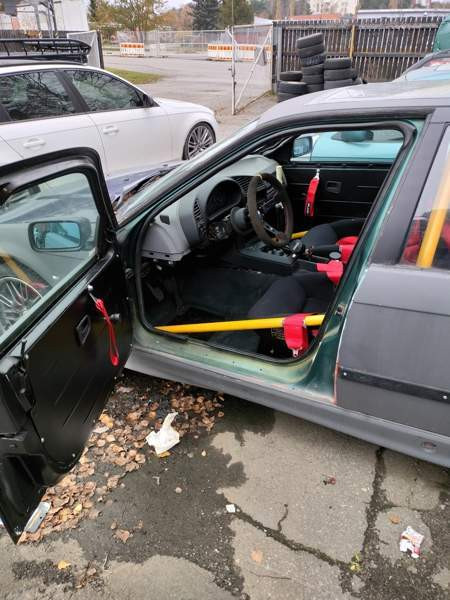 BMW 325 Raisio - valokuva 1