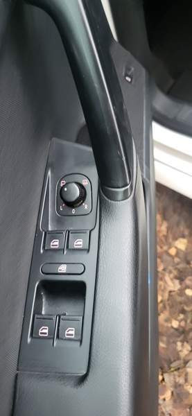 Volkswagen Passat Вантаа - изображение 8