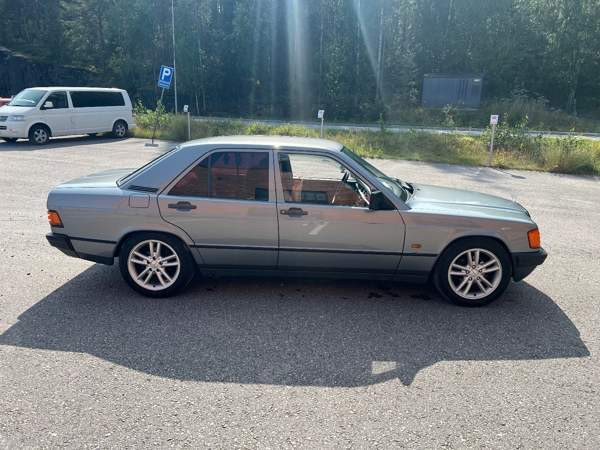 Mercedes-Benz 190 Savonlinna - photo 6