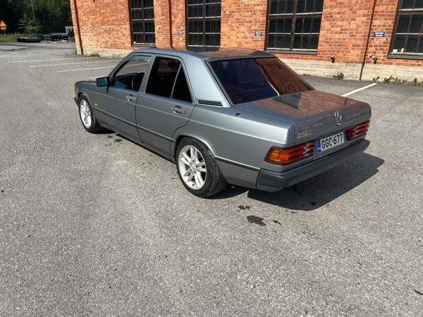 Mercedes-Benz 190 Savonlinna - photo 4