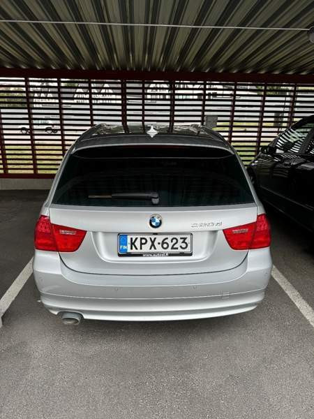 BMW 320 Hyvinkää - valokuva 6