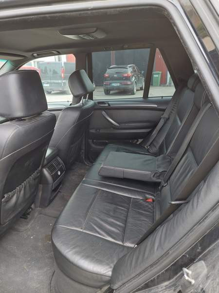 BMW X5 Hafnarfjoerdur - valokuva 7