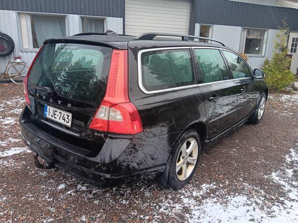 Volvo V70 As Salamiyah - photo 6