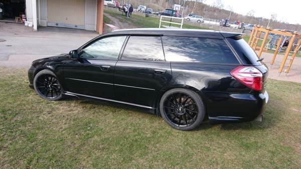 Subaru Legacy Tampere - valokuva 3