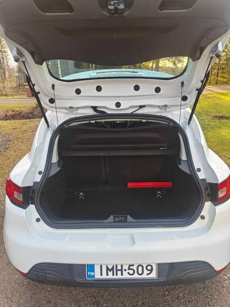 Renault Clio Liperi - изображение 8