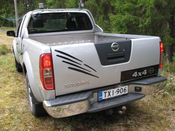 Nissan Navara Lons-le-Saunier - valokuva 4