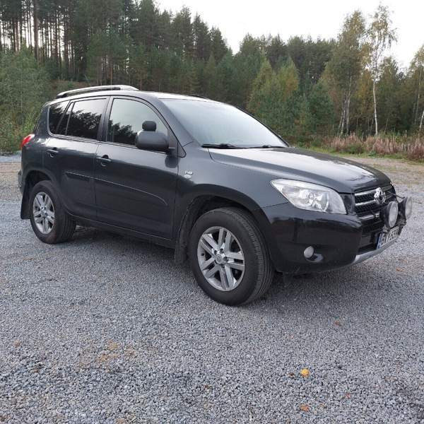 Toyota RAV4 Rantasalmi - valokuva 2