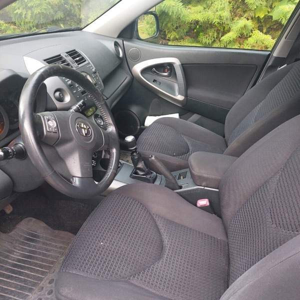 Toyota RAV4 Rantasalmi - valokuva 7