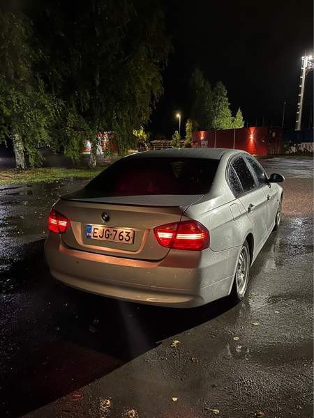 BMW 318 Muurame - photo 6