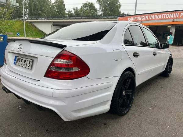 Mercedes-Benz 220 Helsinki - изображение 5