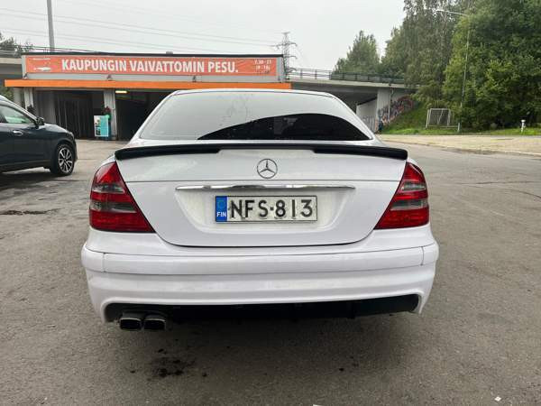 Mercedes-Benz 220 Helsinki - изображение 4