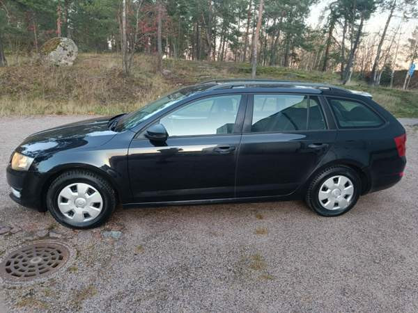 Skoda Octavia Лохья - изображение 8