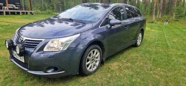 Toyota Avensis Sodankylä - photo 1