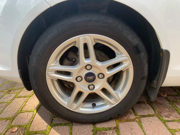 Ford Fiesta Раума - изображение 6