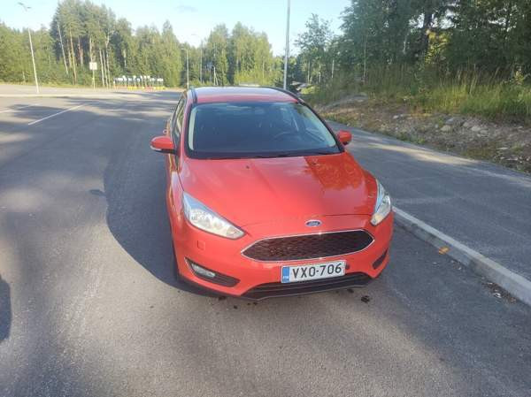 Ford Focus Jyväskylä - valokuva 3