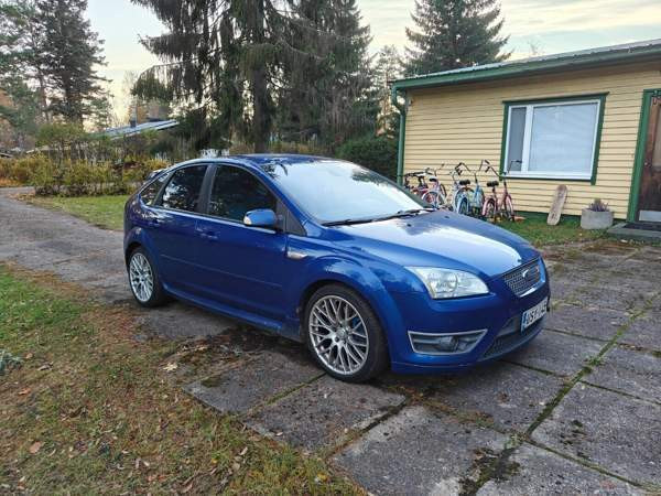 Ford Focus Jyväskylä - valokuva 2