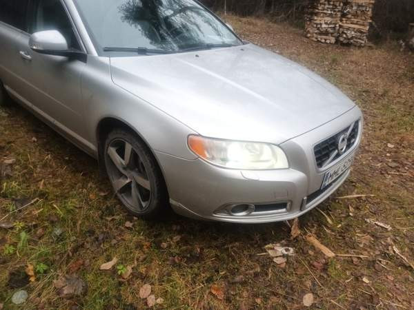 Volvo V70 Макао - изображение 3