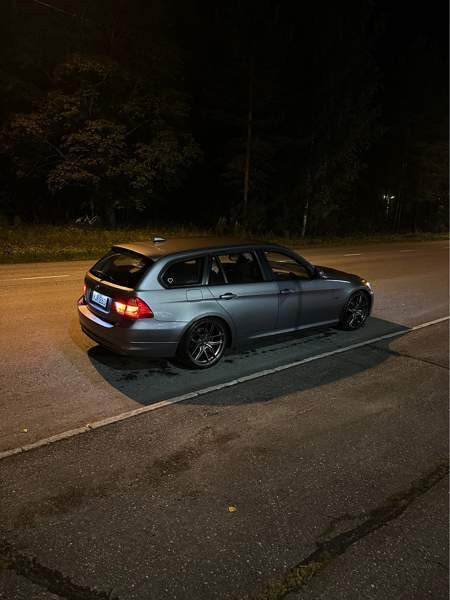 BMW 320 Mikkeli - valokuva 4