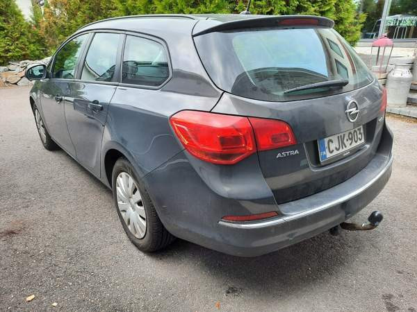Opel Astra Glebychevo – foto 4