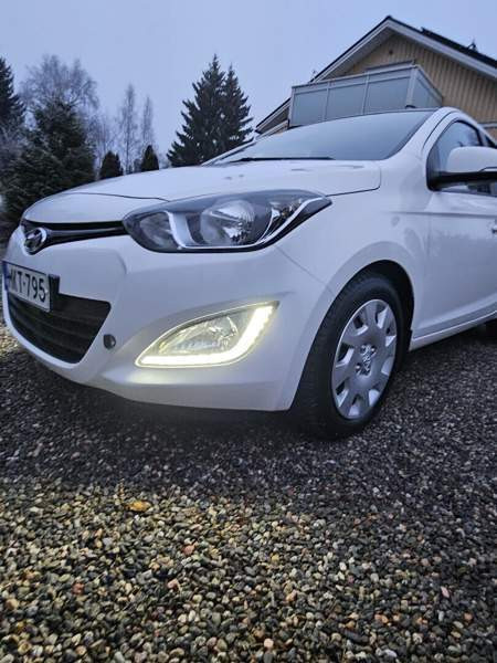 Hyundai i20 Вааса - изображение 1