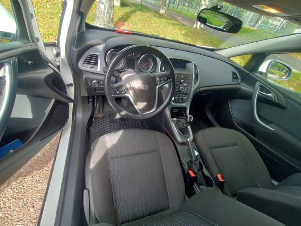 Opel Astra Vantaa – foto 5